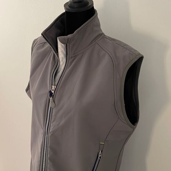Mens Sperry Top Sider Vest. STS35 Size Medium
Soft-Shell fleece line vest - Picture 3 of 10
